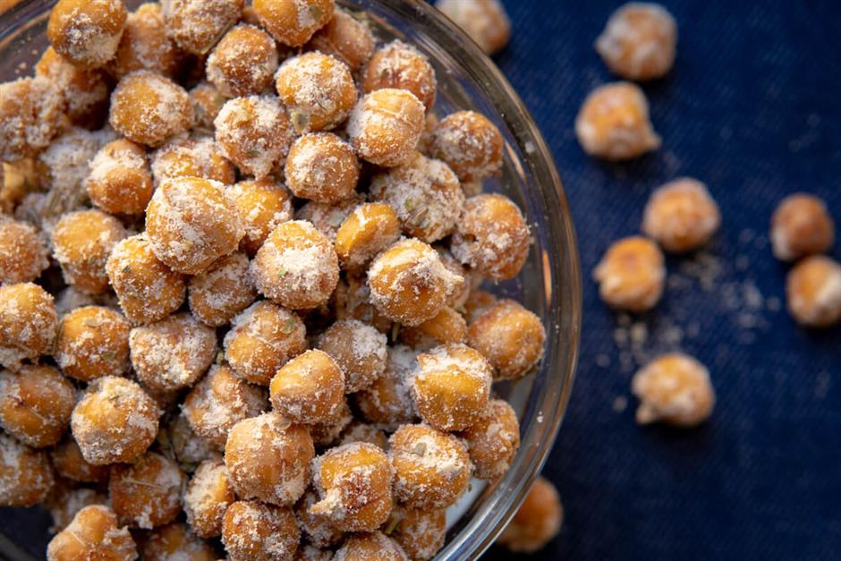 Roasted Cheddar Garlic Chickpeas.jpg