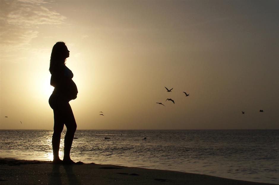 abdomen-baby-beach-161569.jpg